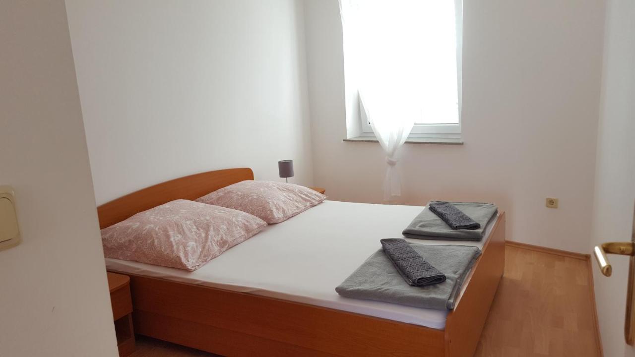 Zagi Apartamento Povljana Exterior foto