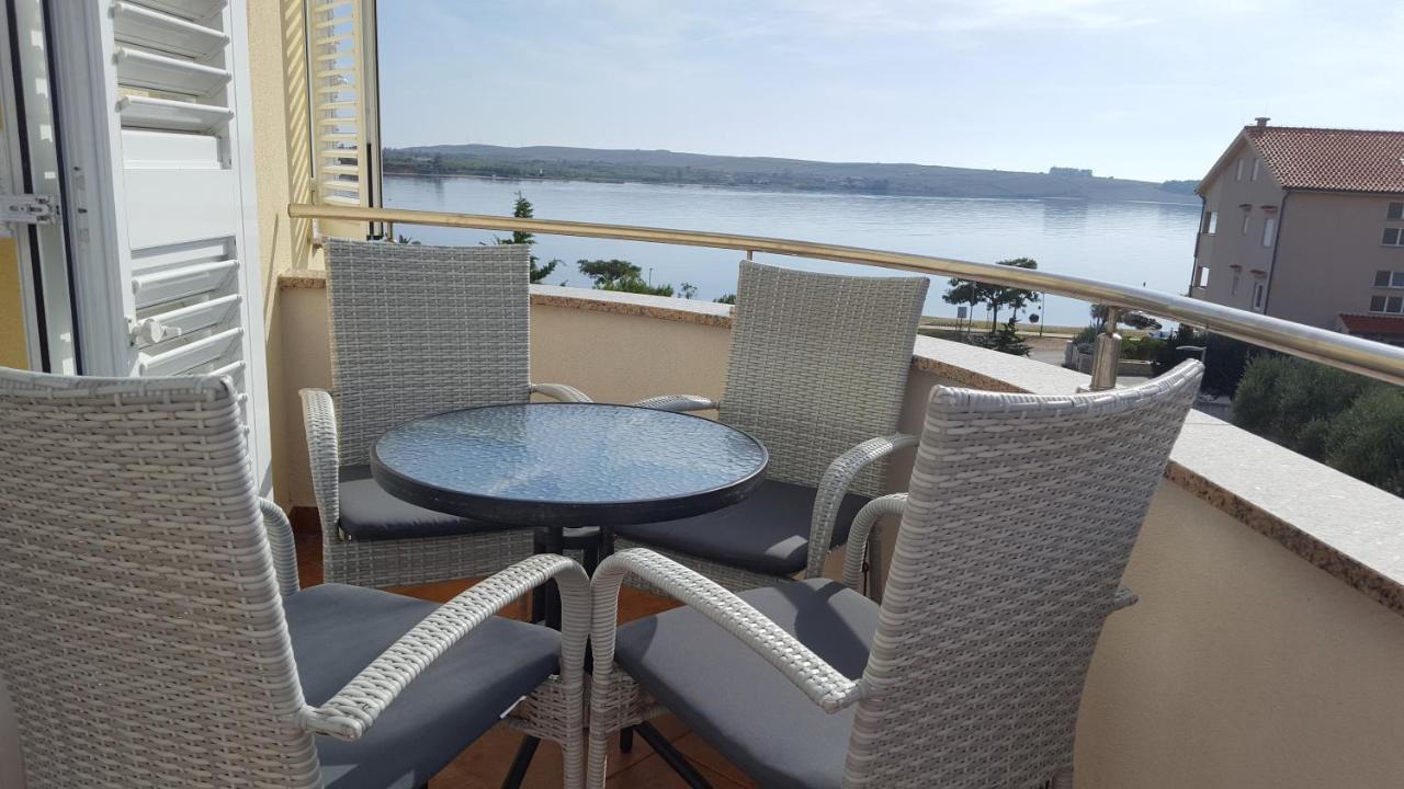 Zagi Apartamento Povljana Exterior foto